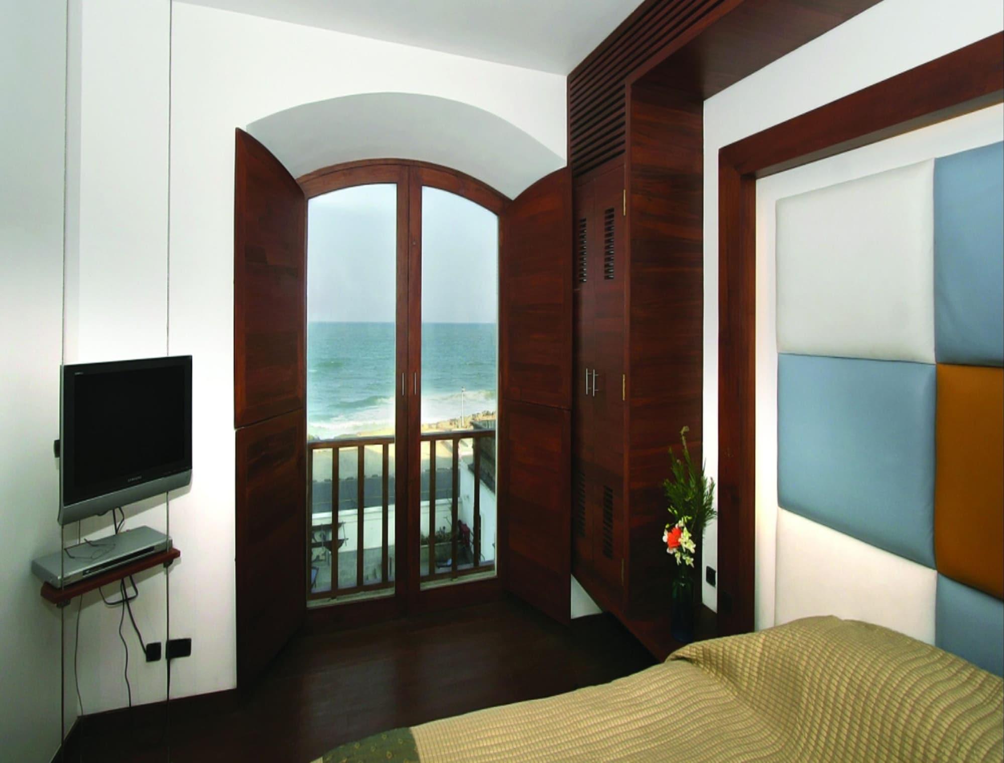 Hotel The Promenade Puducherry Exterior foto